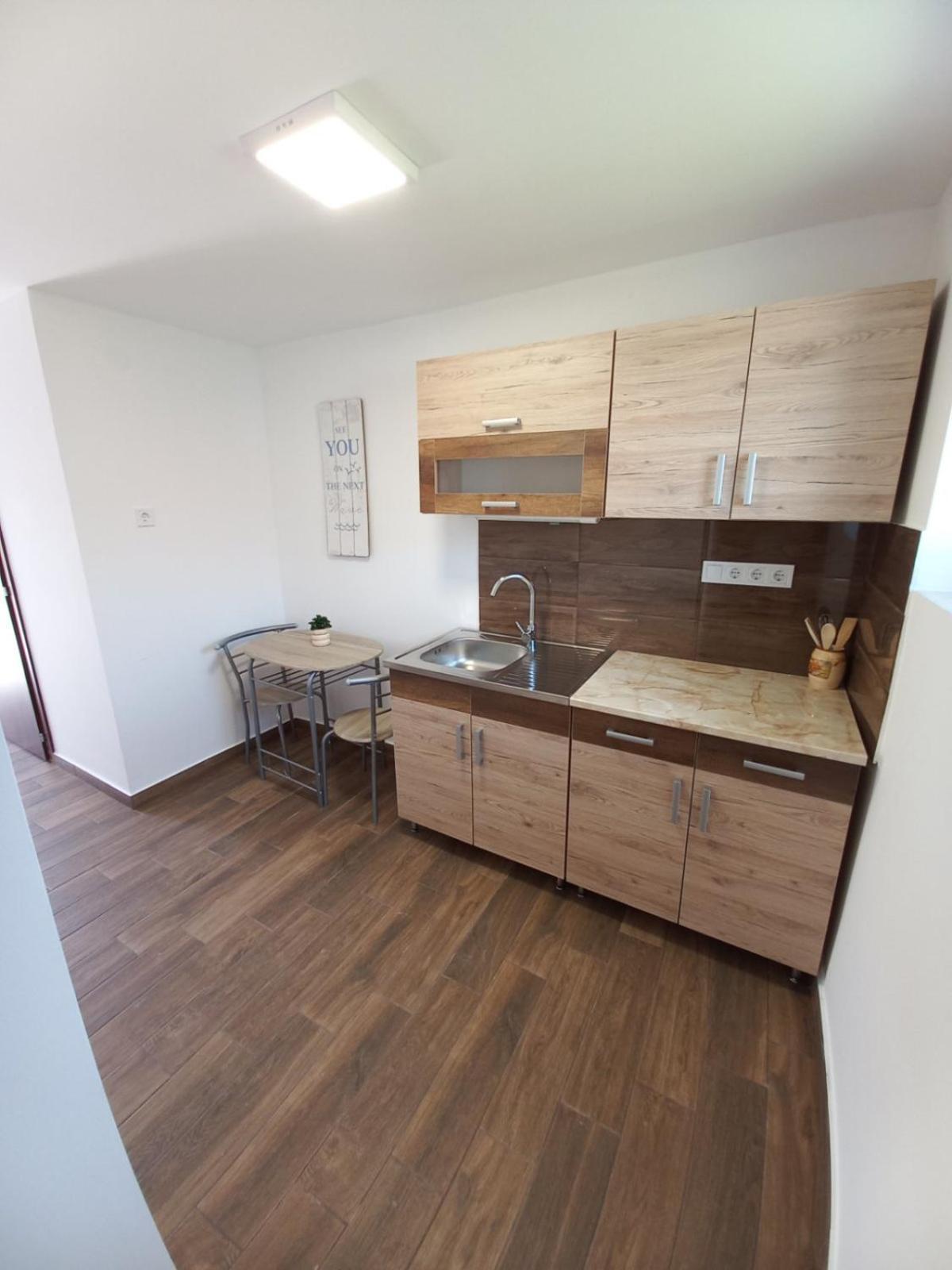 Oazis Apartman Sarospatak Luaran gambar